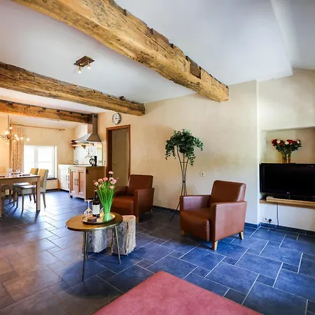 Domaine Chateau De Dieupart Hébergement de vacances Aywaille