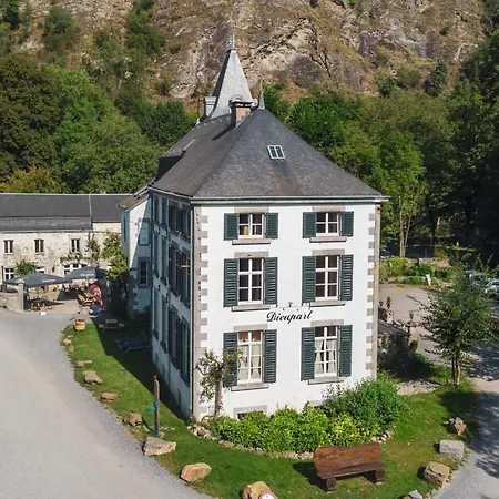 Domaine Chateau De Dieupart Holiday home Aywaille