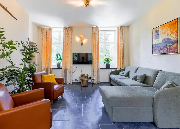 Domaine Chateau De Dieupart Casa vacanze