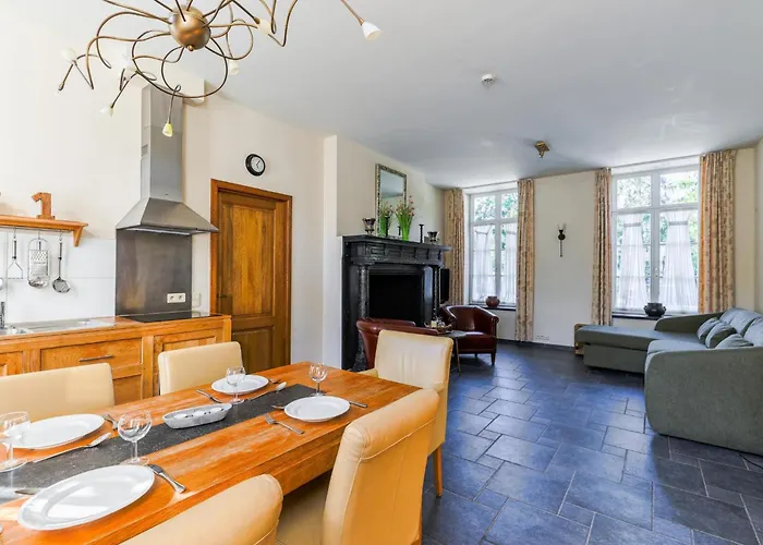 Domaine Chateau De Dieupart * Эвей